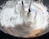 Foto del paso 3 de la receta: Baño de nieve para alfajores