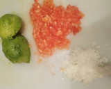 Foto del paso 1 de la receta: Cogollos de Tudela con salmón y salsa de aguacate