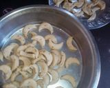A picture of step 5 of Masala kaju para.