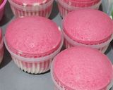 Foto langkah ke 3 dari resep Bolu kukus merah putih.