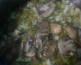 Foto langkah ke 6 dari resep No food waste egg drop soup.