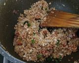 A picture of step 2 of Oats Upma.