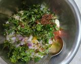बिहारी लिट्टी चोखा(Bihari litti chokha recipe in Hindi) रेसिपी चरण 2 फोटो