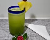 Foto del paso 7 de la receta: Bebida de piña/chaya con agua mineral