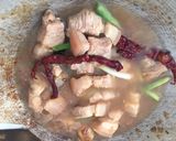 A picture of step 3 of Pork rice wine stew.