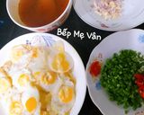 Hình bước làm 3 của món Trứng cút chiên sốt mắm tỏi