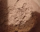 Foto del paso 2 de la receta: Bizcochitos de chocolate con maní y chispas 🍪🥜🍫