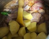 A picture of step 3 of Chicken cubes pulao.