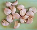 Foto langkah ke 4 dari resep Ayam Goreng Bawang Putih khas Batam.