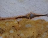 A picture of step 2 of Aloo toast.
