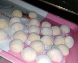Foto langkah ke 8 dari resep Putri Salju by Tintin Rayner.