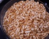A picture of step 5 of Garlic sev mamra.