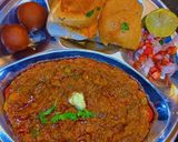 A picture of step 12 of Pav Bhaji.
