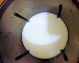 A picture of step 1 of Dates Apple Bananas Milkshake.