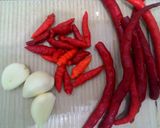 Foto langkah ke 1 dari resep Sambal Korek (rebus).