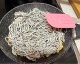 Foto del paso 3 de la receta: Gulas al ajillo