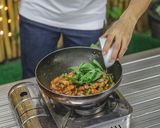 รูปขั้นตอนการทำที่ 15 ของ หมูสามชั้นผัดพริกแกงถั่วฝักยาว กินกับข้าวสวยร้อนๆ อร่อยมาก