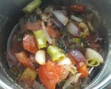 A picture of step 2 of Tomato, Onion, and Peanut Chutney.