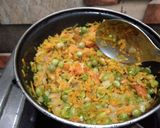 A picture of step 5 of पौष्टिक वेज चीला (poushtik veg cheela recipe in hindi).