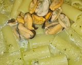 Foto del paso 6 de la receta: Rigatoni con Salsa de Calabacin y Mejillones