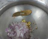 A picture of step 5 of Egg spinach curry.