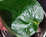 A picture of step 1 of Banarsi Paan Mocktail.