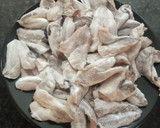 Foto del paso 1 de la receta: Kokotxas de merluza al pil-pil
