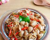 Foto langkah ke 4 dari resep Orek Bakso Teri Pedas.