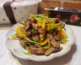 香根彩椒炒牛肉的食譜步驟7照片
