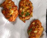 Foto del paso 5 de la receta: Tortitas de pollo en salsa verde