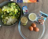 Une image de l'étape 1 de Quiche au poireaux oignons et fromage.