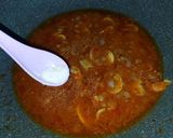 Gambar langkah 7 resipi Spaghetti Marinara.
