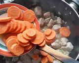 Foto del paso 4 de la receta: ~ Estofado de cerdo ~ 🍜🐷