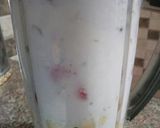 A picture of step 2 of Breakfast smoothie.