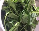 Foto langkah ke 2 dari resep Tumis kangkung.