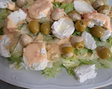 Foto del paso 2 de la receta: Ensalada con queso de trufa y vinagreta de papaya