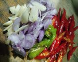 Foto langkah ke 3 dari resep Tumis Pare Terasi.