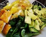 Une image de l'étape 1 de Petite salade façon poke bowl légère et gourmande.