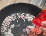 Foto langkah ke 2 dari resep Ayam Toge Tumis Pedas.