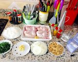 Foto del paso 1 de la receta Pollo especiado y relleno, دجاج معمر ومشرمل