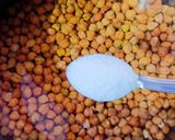 A picture of step 2 of Boiled Chana (Chat).