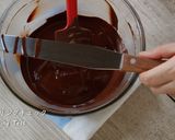 A picture of step 15 of Basic Dark Chocolate Bon Bons / Bonbon de Chocolat.