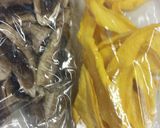 A picture of step 3 of Dehydrated apples and bananas.