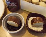 Foto del paso 4 de la receta: Alfajores de semillas de amapola con Nutella y chocolate blanco y negro