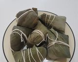 A picture of step 5 of Zong zi.