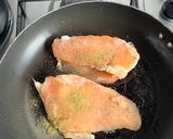 Foto del paso 2 de la receta: Pancake de banano con pollo