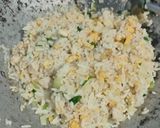 Foto langkah ke 5 dari resep Nasi goreng Hongkong Simpel.