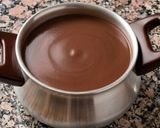 صورة لخطوة 1 من وصفة أحلى أرز بلبن بمهلبية الشوكولاتة وجيلي الفراولة