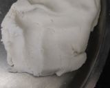 A picture of step 3 of Spinach Momos.