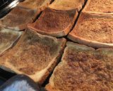 Foto langkah ke 3 dari resep Roti Tawar Panggang Kayu Manis.